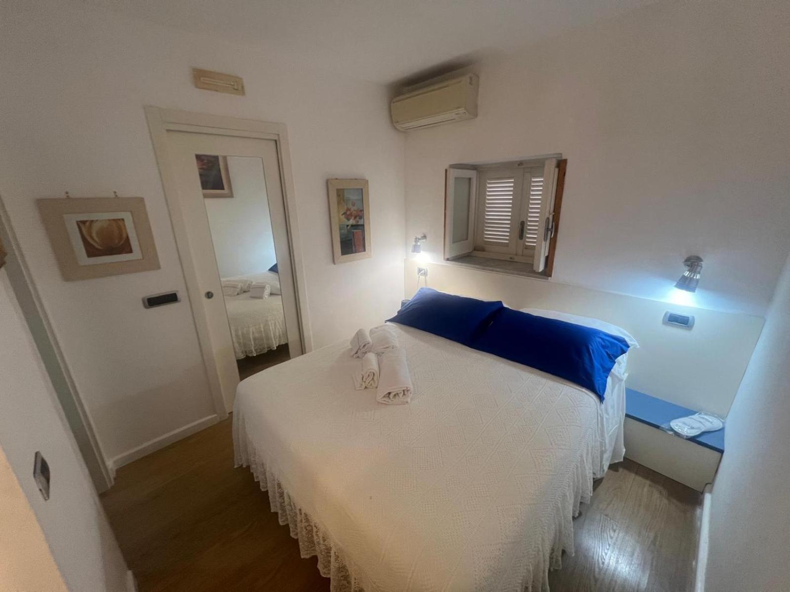 Appartamento Di Raphael Con Discesa Privata Al Mare Amalfi Bagian luar foto